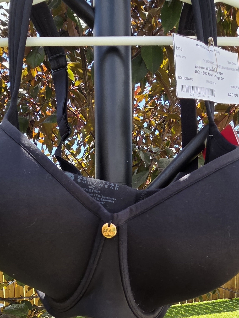 Brand New! Retail $80 Essential Bodywear Black T-Shirt Bra